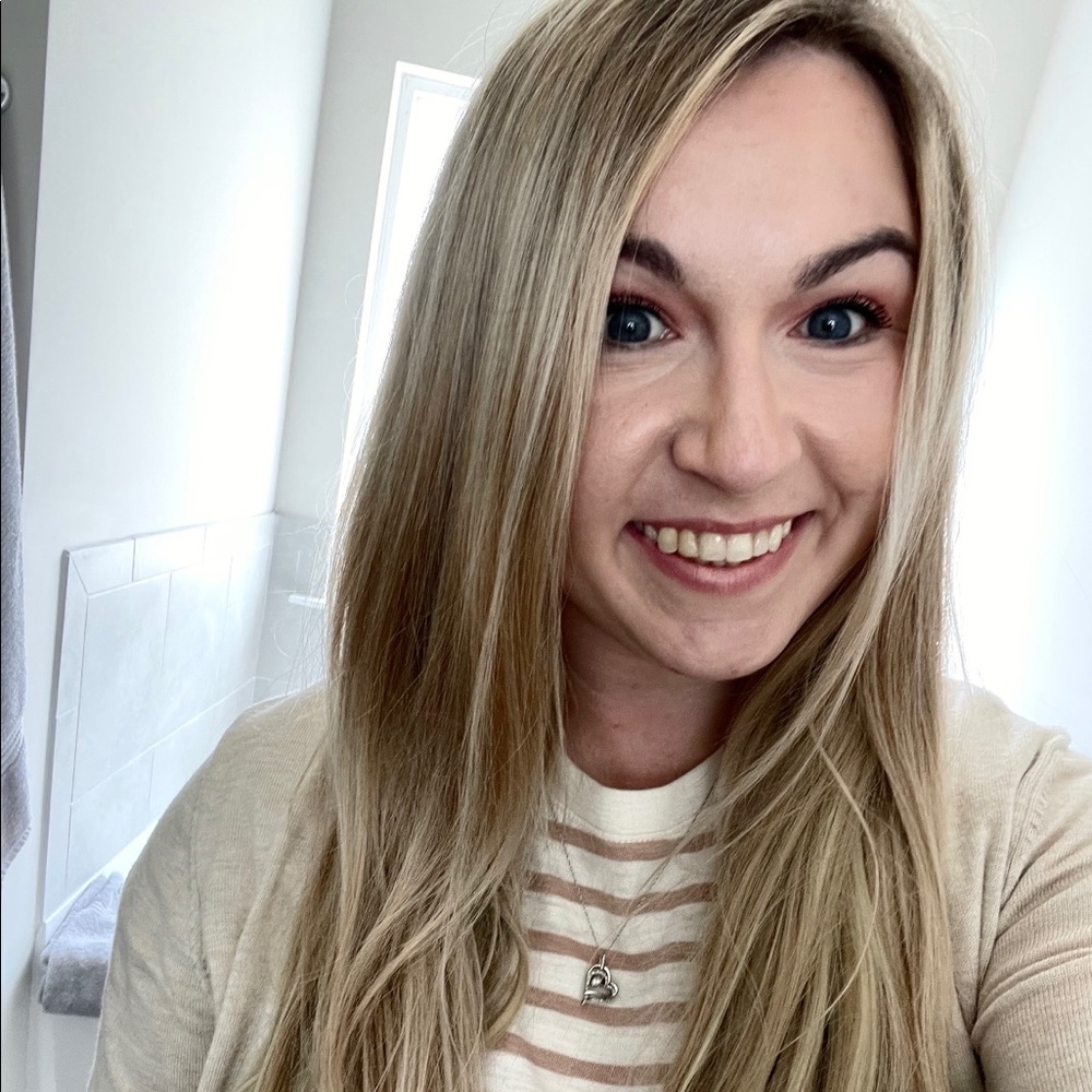 Meet your Posher, Samantha